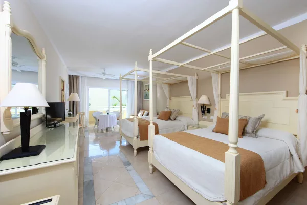 Bahia Principe Grand El Portillo04