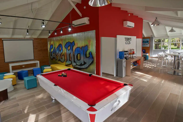 Bahia Principe Grand El Portillo13