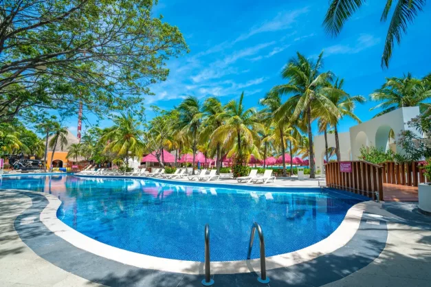 Grand Oasis Palm19