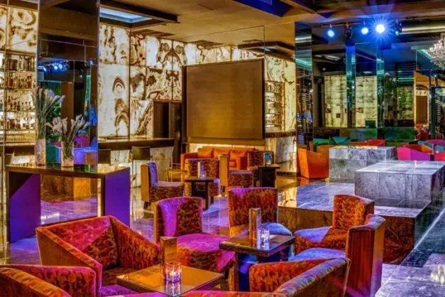 Grand Oasis Palm23