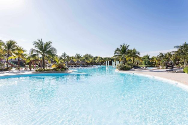 Grand Palladium Colonial1