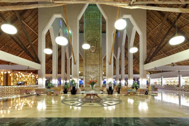 Grand Palladium White Sand5