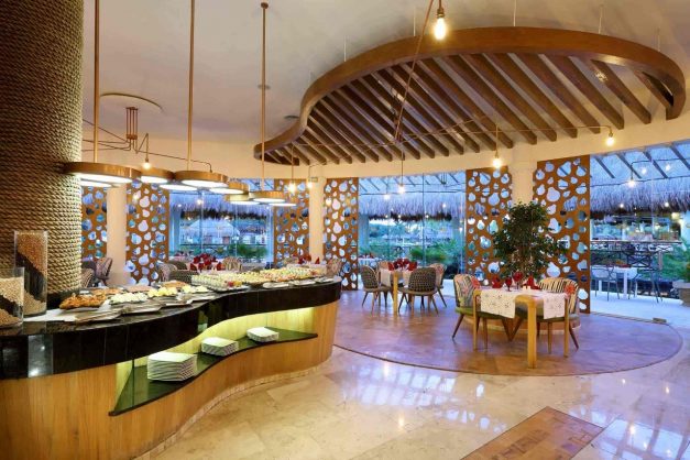 Grand Palladium White Sand9