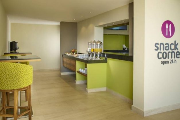 Occidental Tucancun11