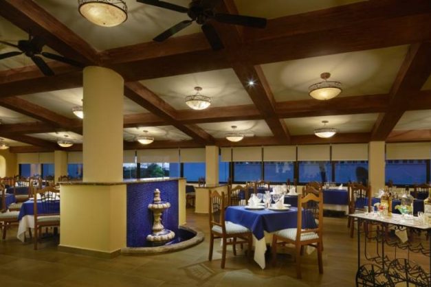 Occidental Tucancun13