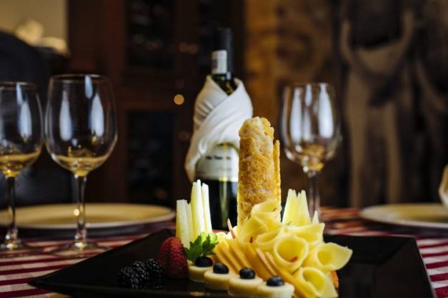 Occidental Tucancun18