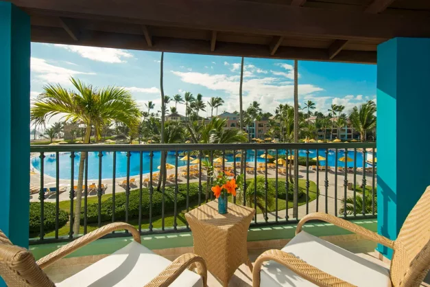 Ocean Blue & Sand17 Ocean Blue & Sand17