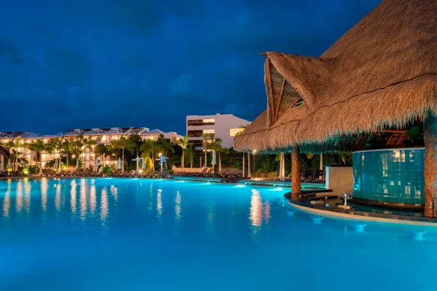 Ocean Riviera Paradise8