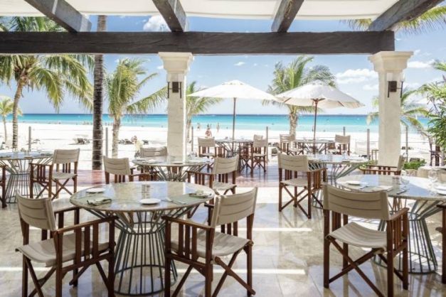 Royal Hideaway Playacar2