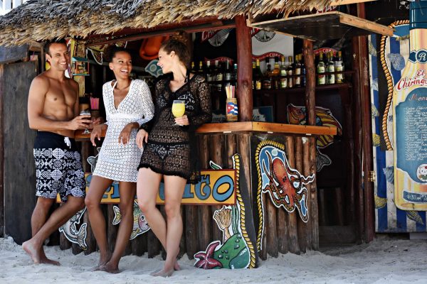 Royalton Hicacos31 Playa y bar Varadeo