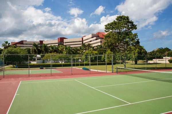 Canchas en Starfish Monte Habana
