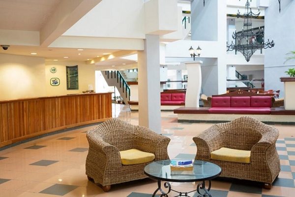 Lobby Hotel Starfish Monte Habana