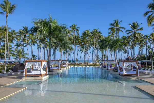 Pileta de Hotel Viva V Samaná