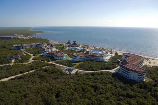 bluebay-grand-esmeralda-1