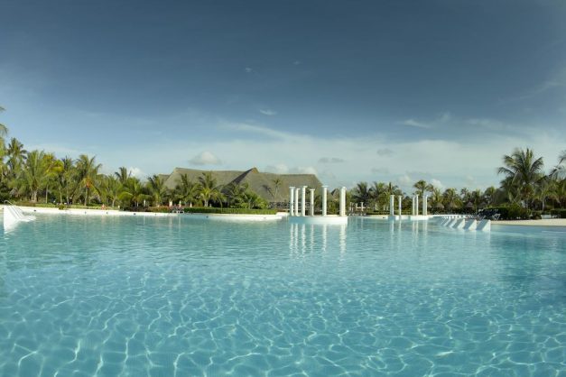 grand-palladium-white-sand-resort-y-spa-4