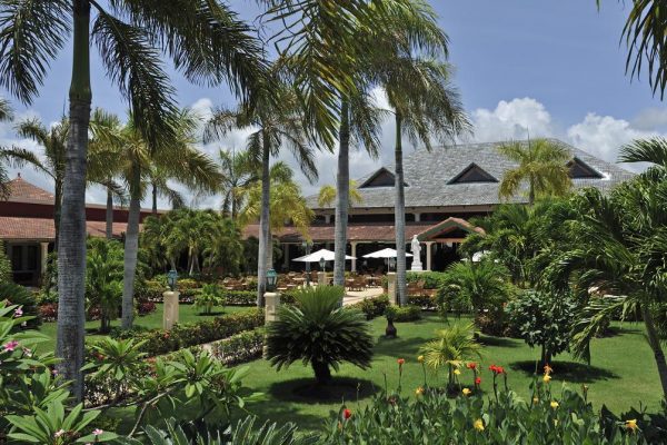 luxury-bahia-principe-ambar-blue-15