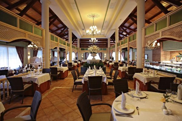 luxury-bahia-principe-ambar-blue-16