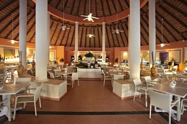 luxury-bahia-principe-ambar-blue-17