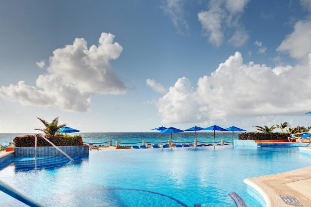 occidental-tucancun-beach-16