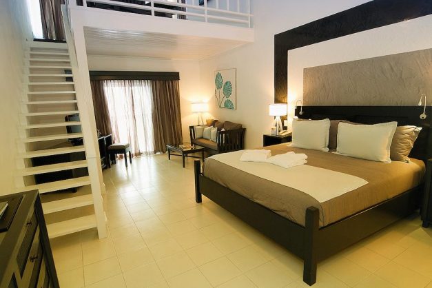 ocean-blue-y-sand-4 ocean-blue-y-sand-4