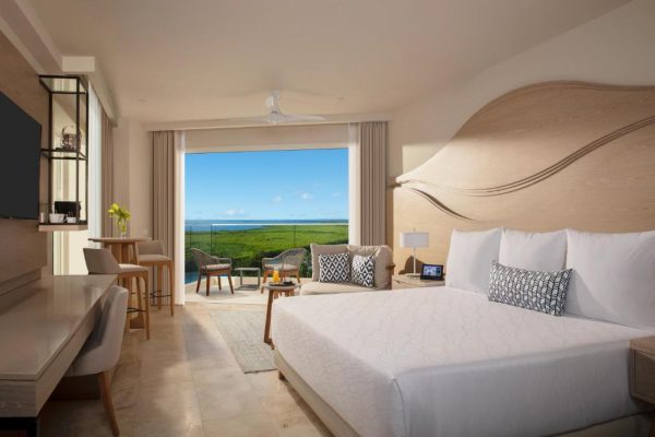 Breathless Cancun Soul Resort & Spa10