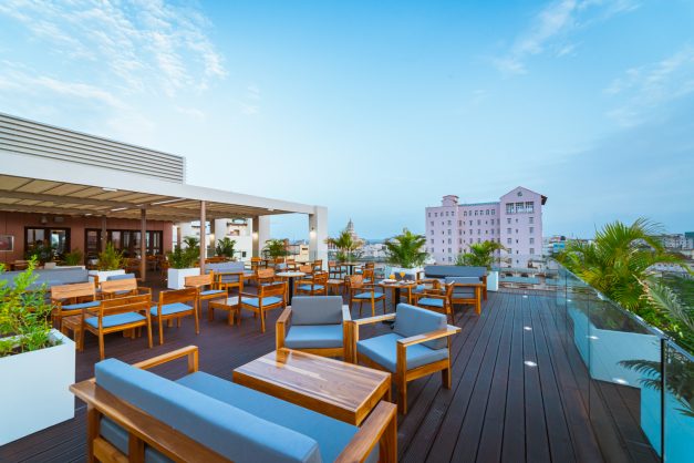 Mystique Regis Habana02 Mystique Regis Habana02