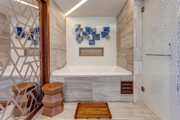 Royalton Chic Suites Cancun10