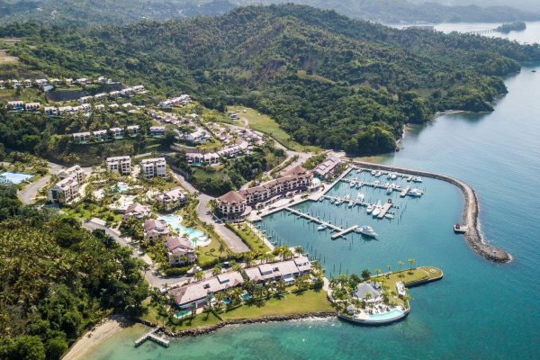 The Bannister Hotel00