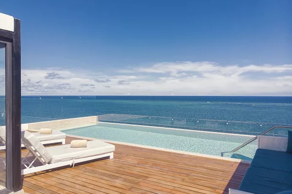 The Fives Oceanfront12