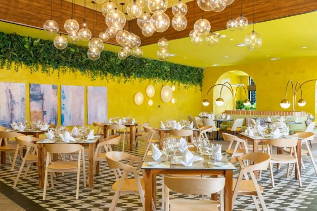 Tropical Deluxe Princess16