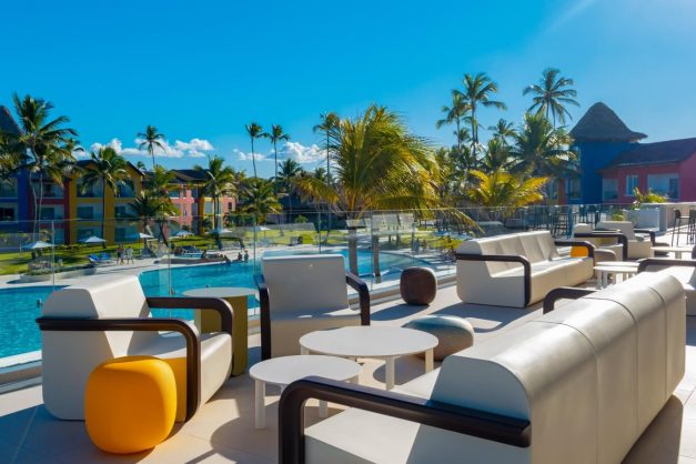 Tropical Deluxe Princess18