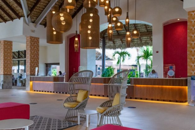 Tropical Deluxe Princess2