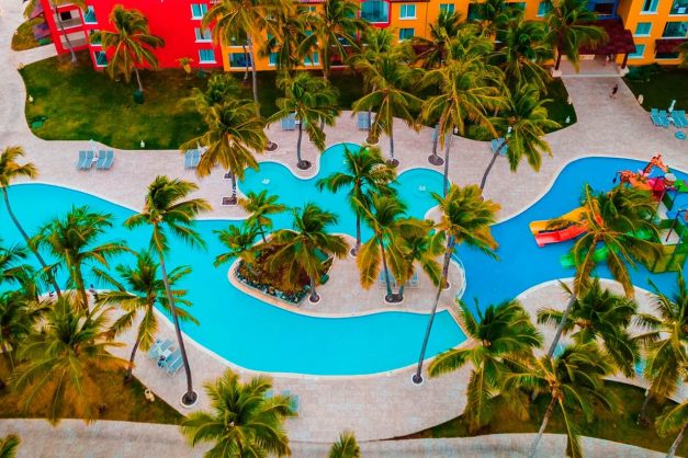 Tropical Deluxe Princess26