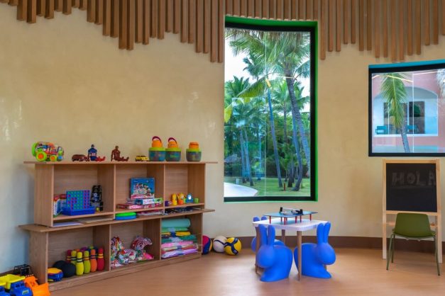 Tropical Deluxe Princess27