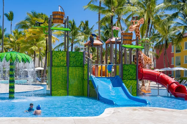 Tropical Deluxe Princess28