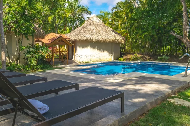 Tropical Deluxe Princess29