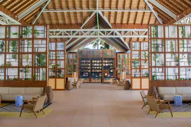 Tropical Deluxe Princess3