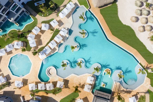 Pileta de Hotel Punta Cana todo incluido