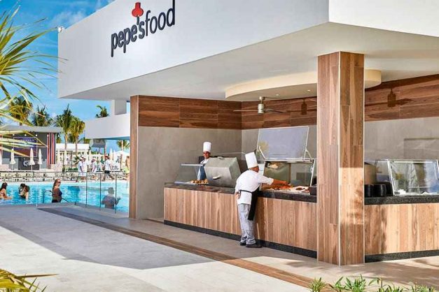 Riu Palace Costa Mujeres13 Bar Hotel Riu Palace Costa Mujeres Cancún