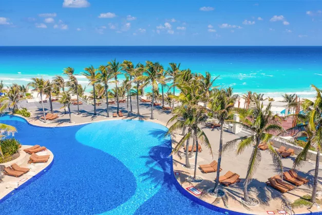 Hotel The Pyramid At Grand Oasis Cancún