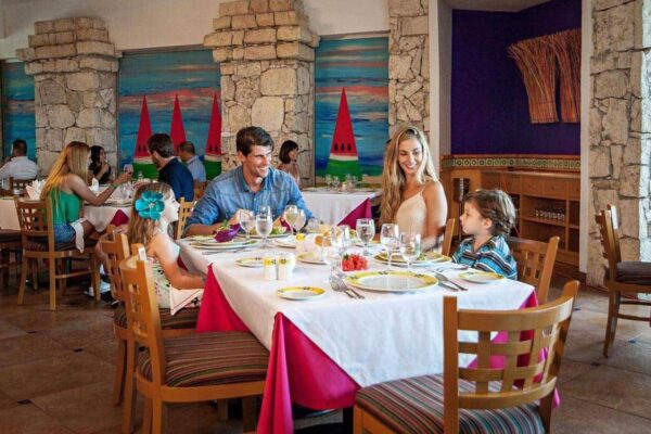 Hotel familiar en Canc&uacute;n MX