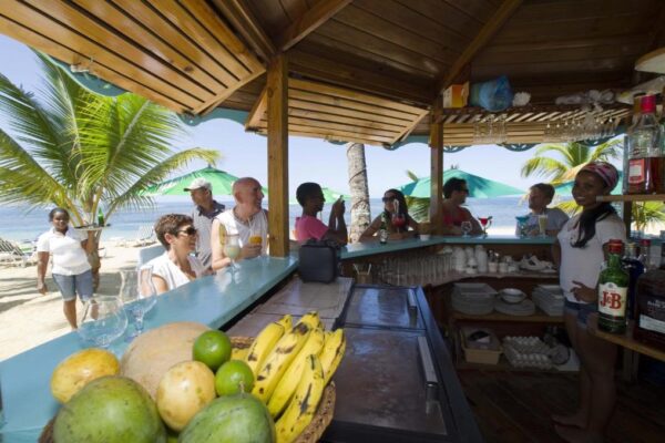 hotel playa colibri