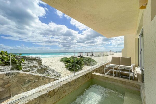 The Villas Cancun by Grand Park Royal
