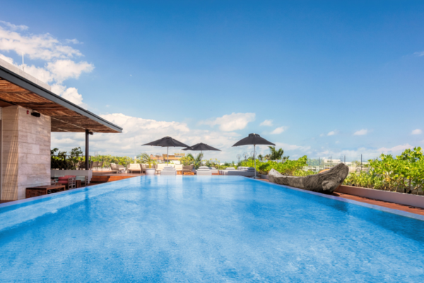 Hotel The Yucatan Playa del Carmen