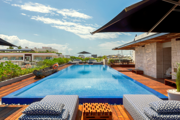 Hotel The Yucatan Playa del Carmen