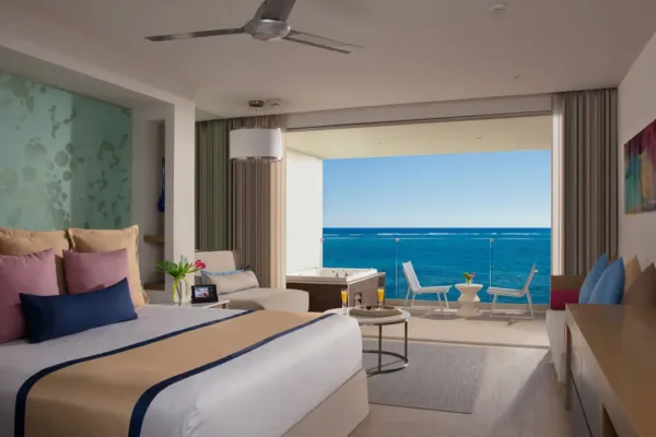hotel Secrets Riviera Cancun Resort & Spa